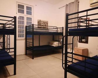 Hostel Bu93 - Tel Aviv - Kamar Tidur