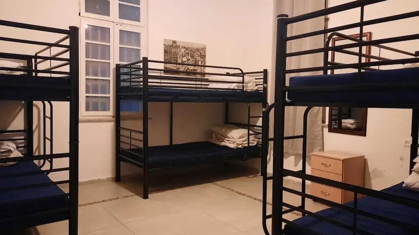 Hostel Bu93