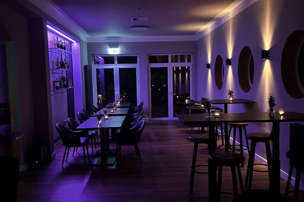 Pension und Location Cham - מירבוש - מסעדה