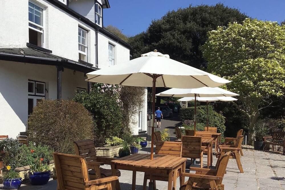 إبكريس هاوس - إلفراكومب - شرفة مرصوفة