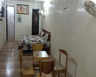Hotel O Home Hotel Friontier - Palwal - Dining room