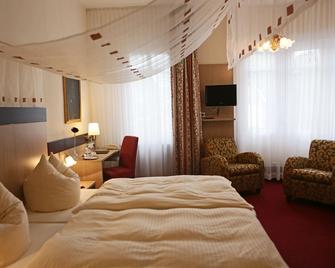 Hotel Wuppertaler Hof - Remscheid - Bedroom