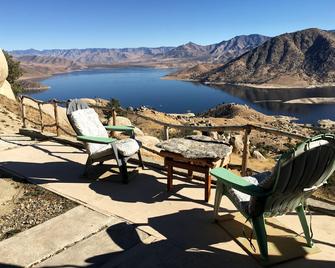 Epic View Hot tub National forest - Wofford Heights - Balkon