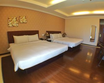 Grand Hoyah Hotel - Subic Bay Freeport Zone - Bedroom