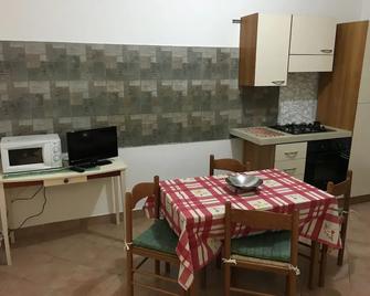 B&b Liberta - Biella - Comedor