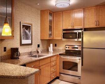 Residence Inn by Marriott Salt Lake City Sandy - Sandy - Kitchen