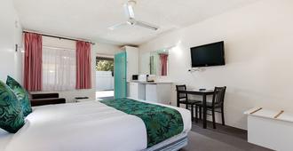 Coffs Harbour Pacific Palms Motel - Coffs Harbour - Phòng ngủ