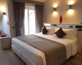 Hotel Ariston & Apartments - Varazze - Habitación