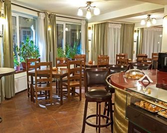 Pensiunea Luiza - בראסוב - מסעדה