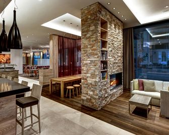 Hilton Garden Inn Davos - דאבוס - מסעדה
