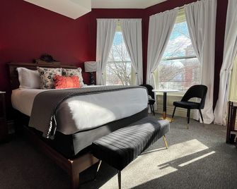 Stone Gables Inn - Cleveland - Soveværelse