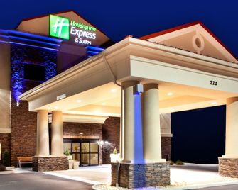 Holiday Inn Express & Suites Lewisburg By IHG - Lewisburg - Gebouw