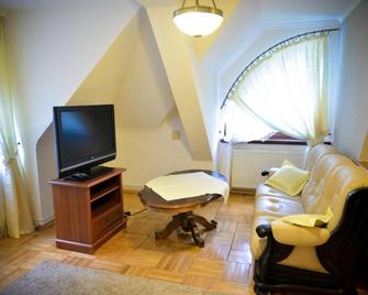 Hotel Artis - Jedlicze - Вітальня