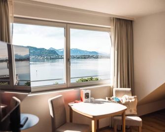 Seehotel am Kaiserstrand - Lochau