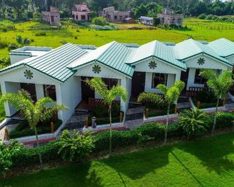 Mohor Kutir Resorts - Shānti Niketan - Edificio