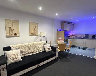 Cozy Apartment 5 min walk from Manchester Arena - Manchester - Sala