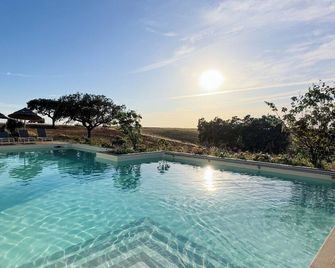 Agroturismo Xistos - Beja - Pool