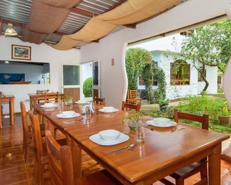 Hotel Twin Galápagos - Puerto Ayora - Dining room
