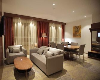 Hotel Nine - Ulaanbaatar