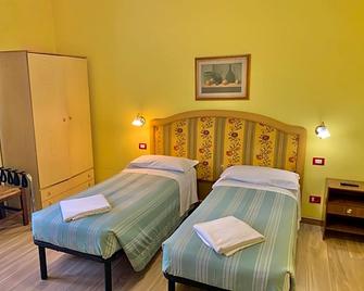 Albergo Cinzia - Florence - Bedroom