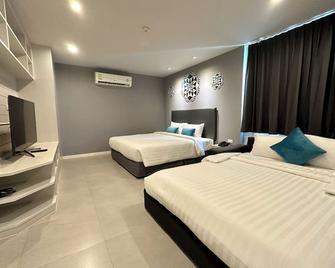 The Crib Patong - Sha Certified - Patong - Bedroom