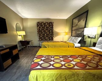 Super 8 by Wyndham Jackson/Ridgeland - Jackson - Bedroom