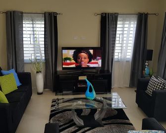 Ocho Rios Villa at Coolshade IV - Saint Ann’s Bay - Salon