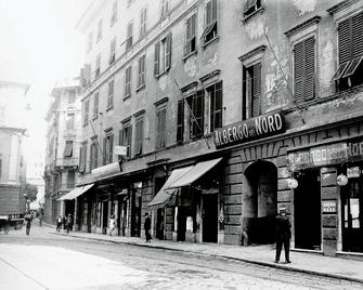 Hnn Luxury Suites - Genua - Gebouw