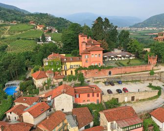 Castello Rosso - Saluzzo - Buiten zicht