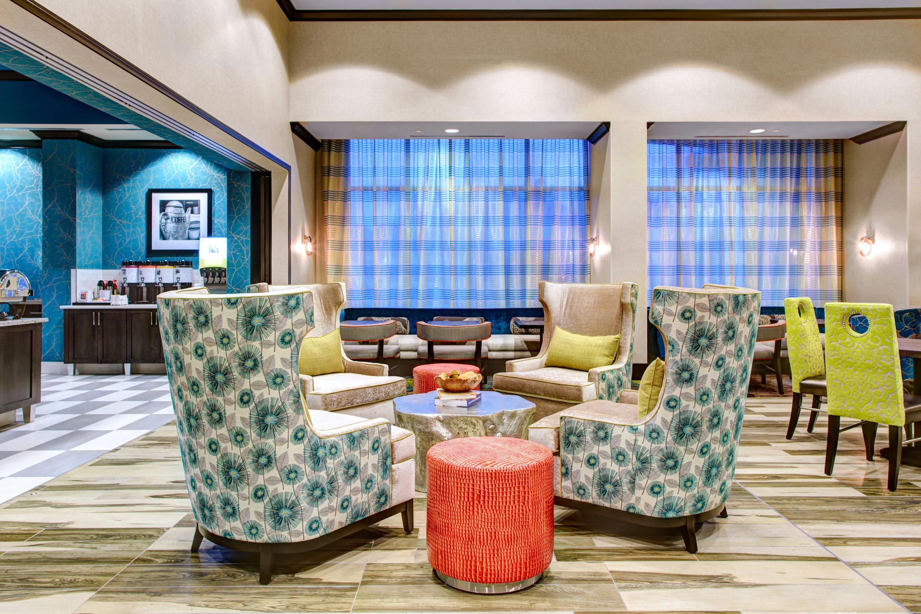 Hampton Inn & Suites Atlanta Perimeter Dunwoody - Atlanta - Lounge