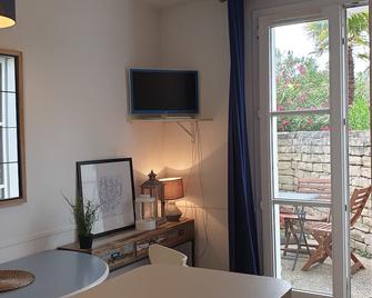 Studio In Residence With Pool And Parking - La Couarde-sur-Mer