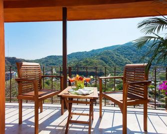Orange Sunsets, Lush Landscape, Intown, - Pto Vallarta - Balcón