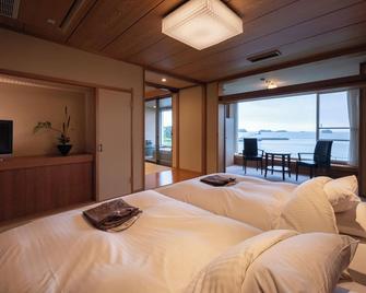 Iki Retreat By Onko Chishin - Iki - Bedroom