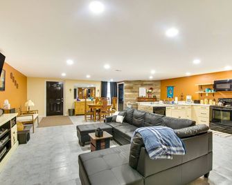 Charming Virginia Getaway Near Hiking and Golfing! - Lynchburg