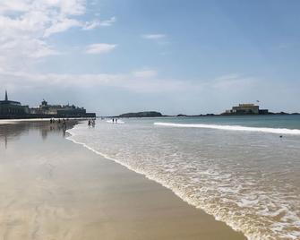 Apartment Saint Malo - 2 bedrooms - 4 people - Saint-Malo - Plaża
