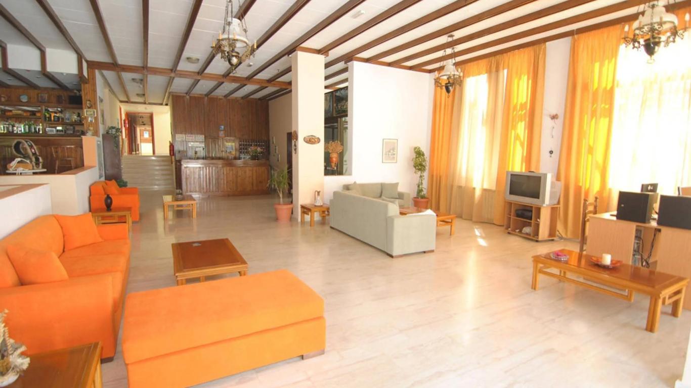 Iris Hotel