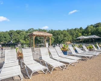 Inn At Grand Glaize - Osage Beach - Patio