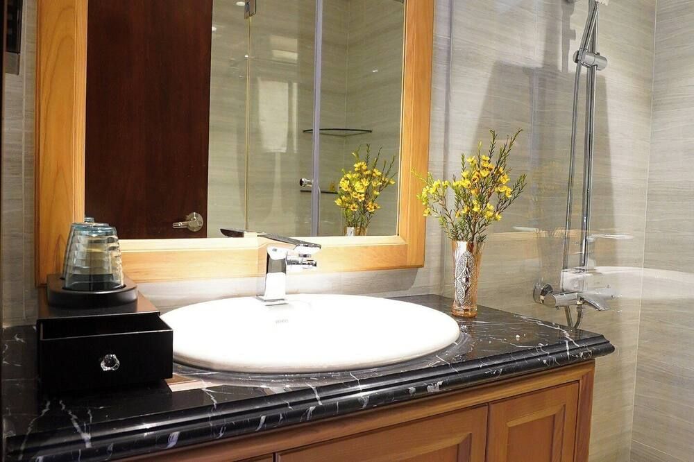 Saigon Aroma Hotel - Hanoi - Bathroom