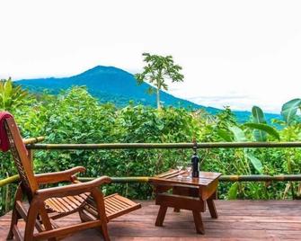 Sang Giri - Mountain Glamping Camp - Penebel - Balkon