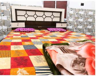 Goroomgo Sunrise Plaza Deoghar - Deoghar - Slaapkamer