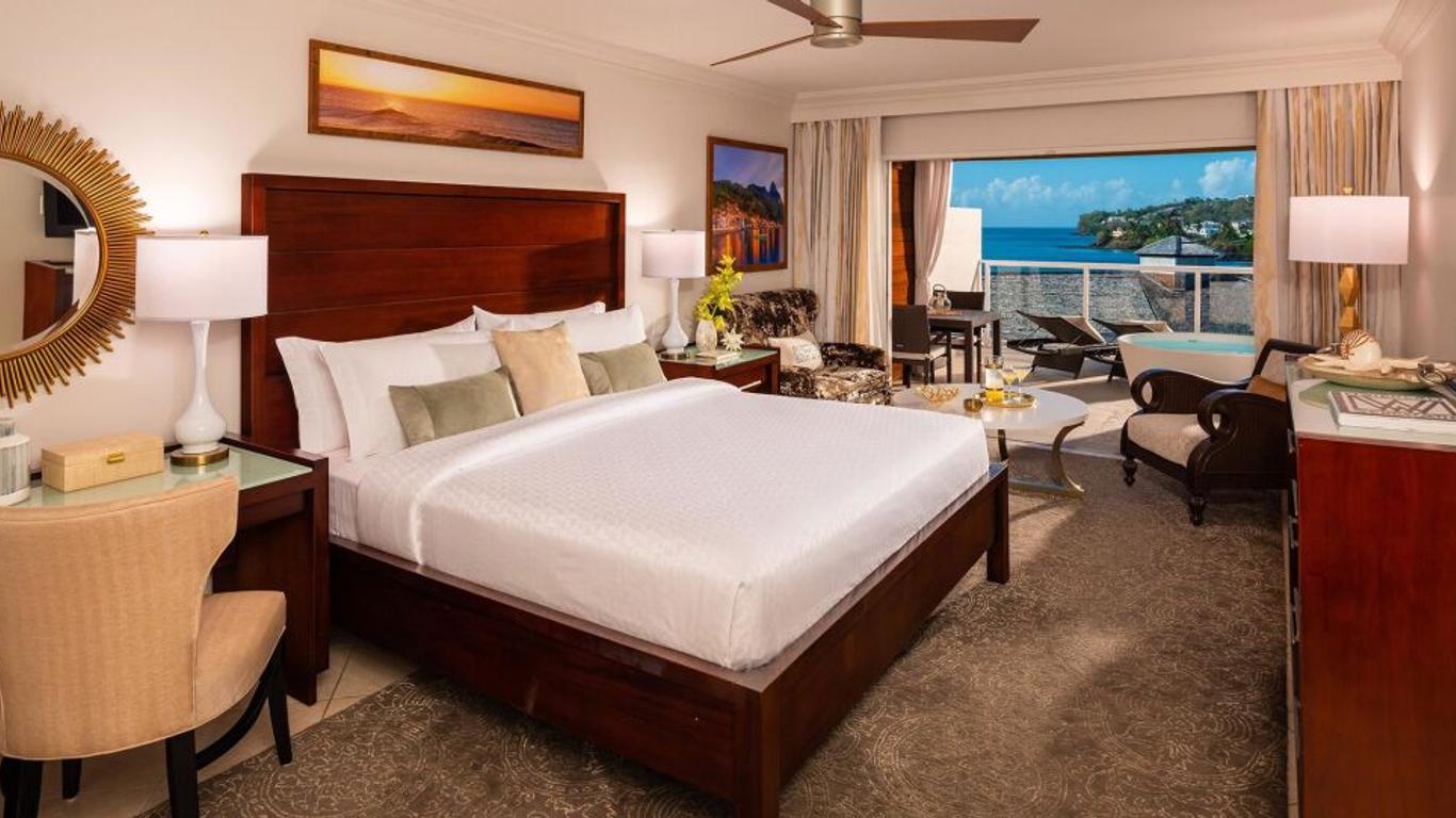 Sandals Regency La Toc