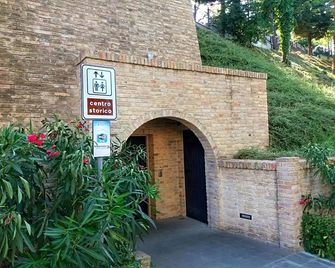 Hotel San Giacomo - Monteprandone - Buiten zicht