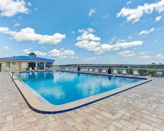 High End Coastal Feel Condo - Fernandina Beach - Πισίνα