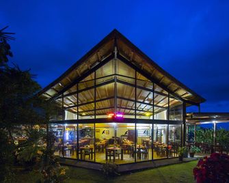 Arenal Volcano Inn - La Fortuna - Edificio