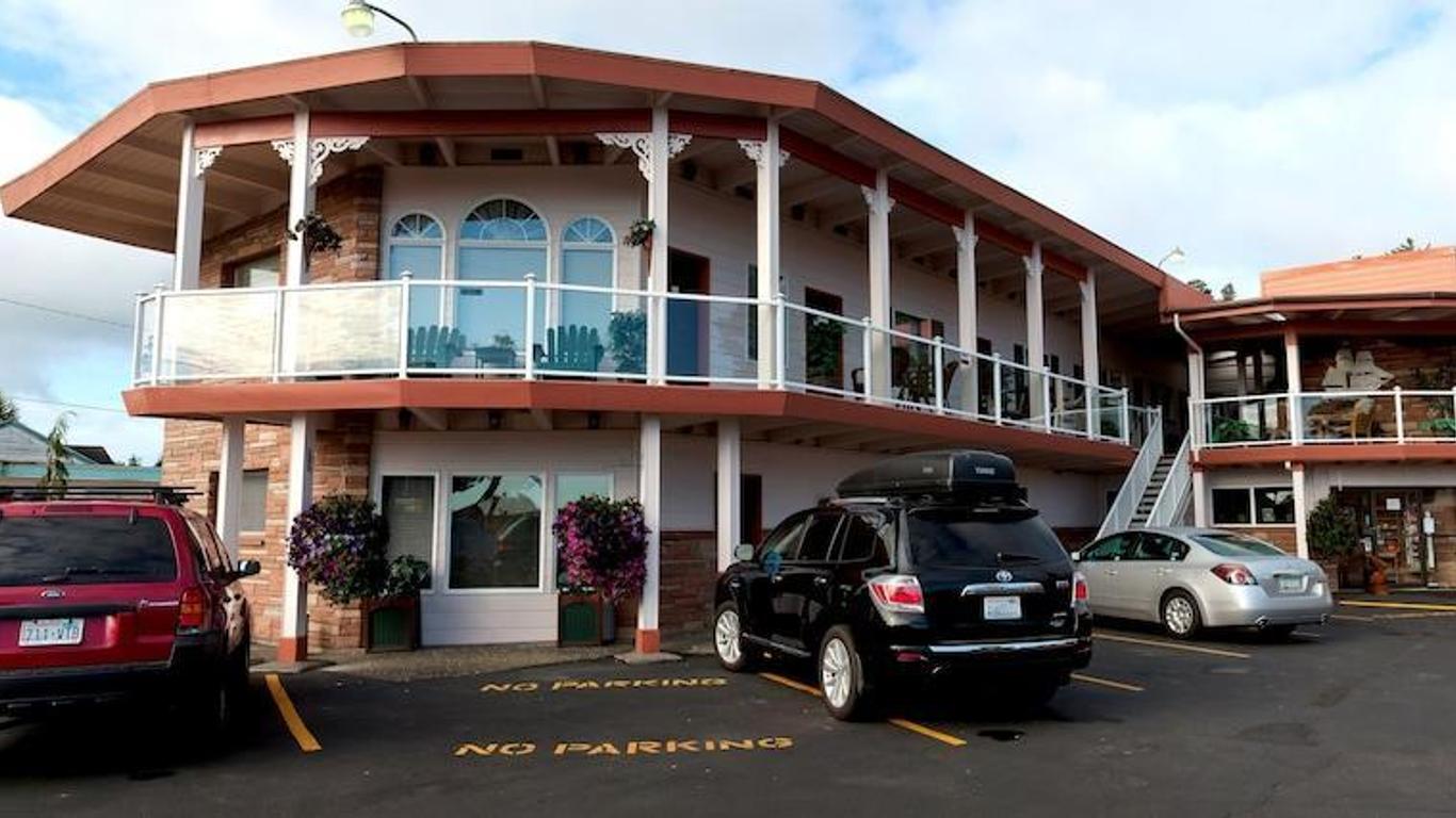 Breakers Boutique Inn