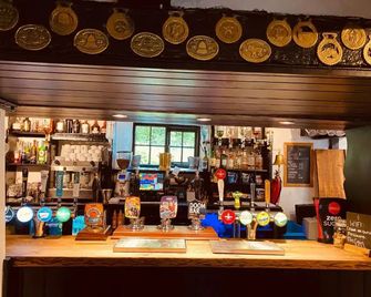 The Crown Inn - Bodmin - Bar