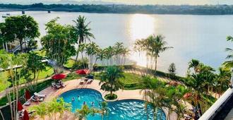 Century Riverside Hotel Hue - Huế - Bể bơi