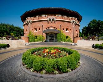 Citadel Inn - לבוב - בניין