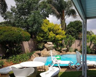 Elgin Guest Unit - Kempton Park - Pool