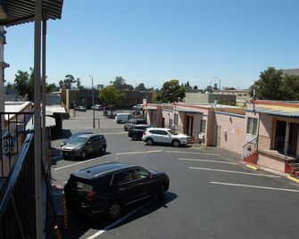 Parklane Motel - Oakland - Außenansicht